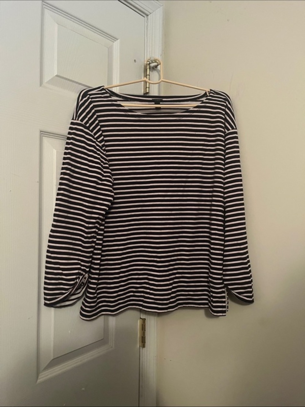 Women's Black & White Striped Long-Sleeve Boatneck Top